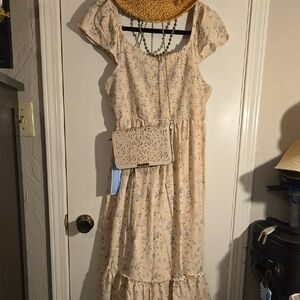 Arizona Jean Company Cream Floral Maxi Dress